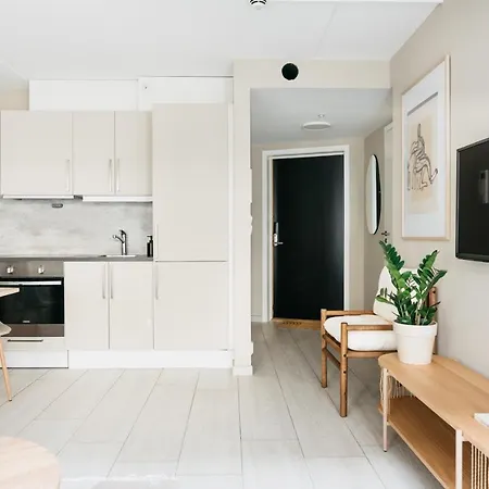 Urban - Scandinavian Comfort With French Balcony