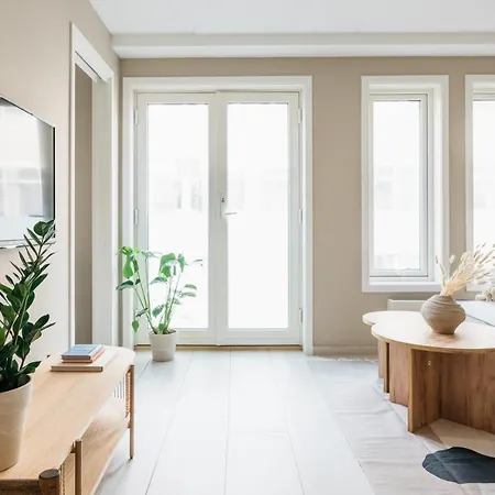 Appartement Urban - Scandinavian Comfort With French Balcony Bergen