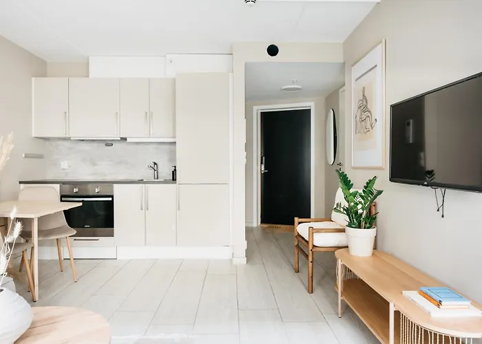 Urban - Scandinavian Comfort With French Balcony