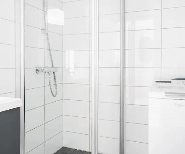 Urban - Scandinavian Comfort With French Balcony Μπέργκεν