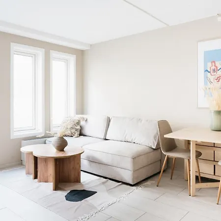 Apartment Urban - Scandinavian Comfort With French Balcony *