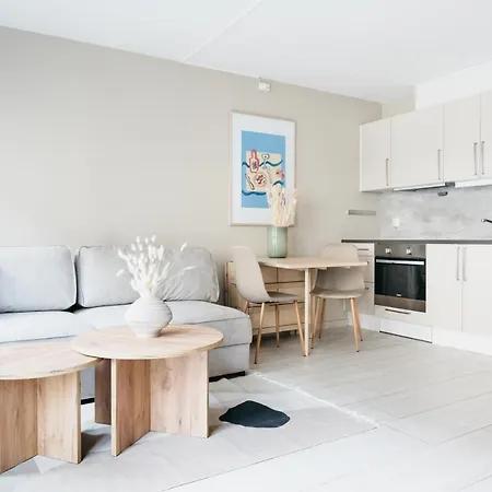 Apartment Urban - Scandinavian Comfort With French Balcony